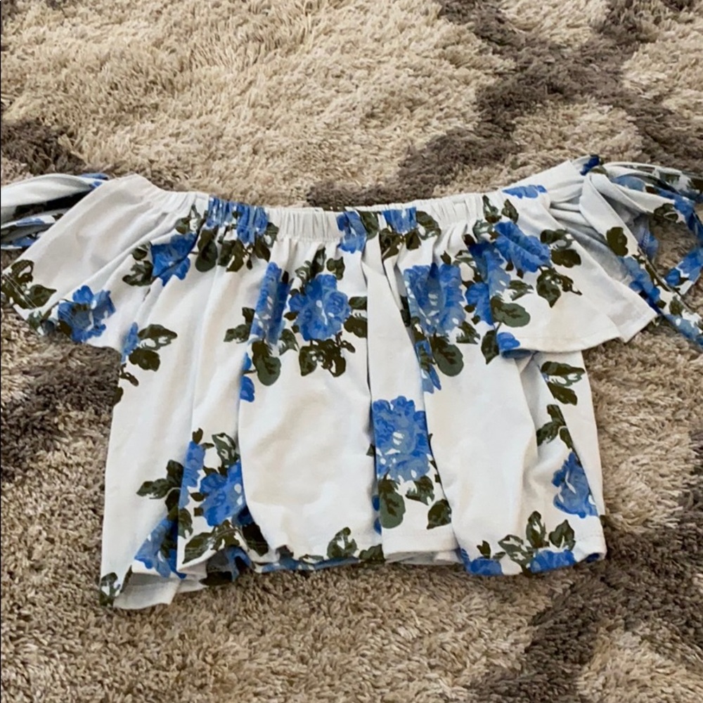 Floral Off-Shoulder Crop Top W/ tied sleeves